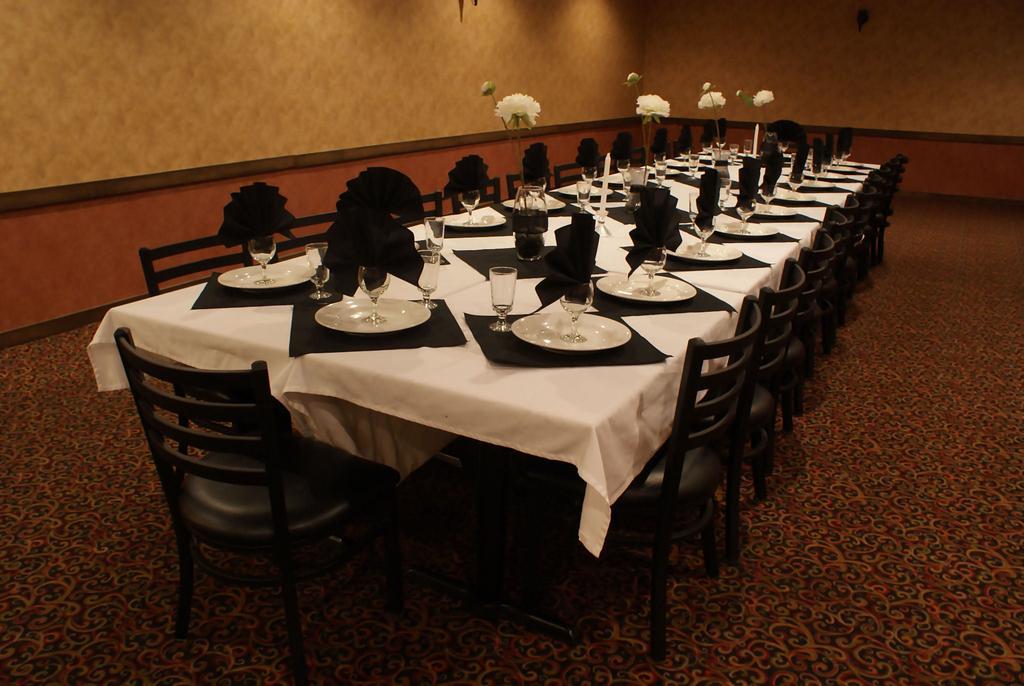 תומפסון The Burntwood Hotel מראה חיצוני תמונה